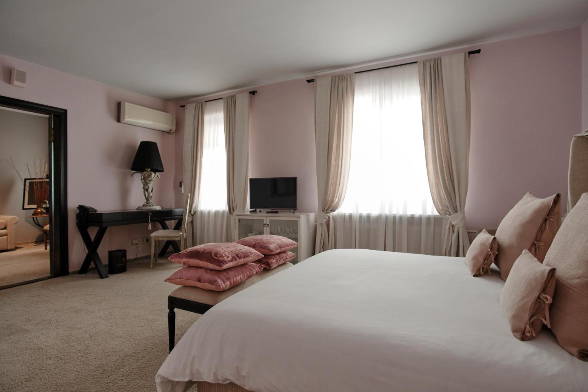 Vozdvyzhensky Boutique Hotel Киев Екстериор снимка