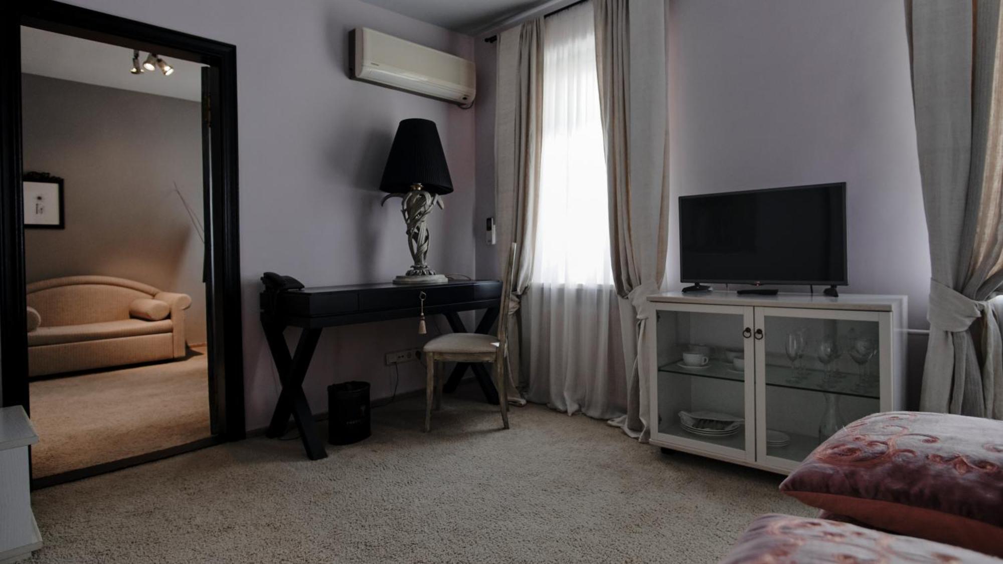 Vozdvyzhensky Boutique Hotel Киев Стая снимка